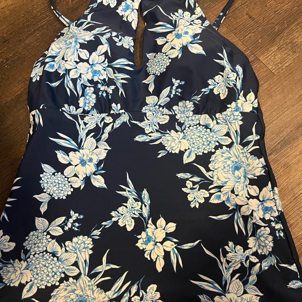 Ellen Tracy Navy and White Floral Swimsuit​